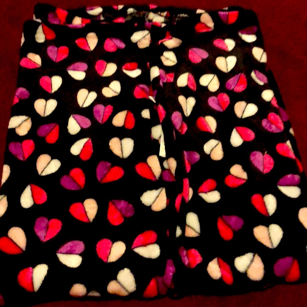 Black night pants with hearts around!